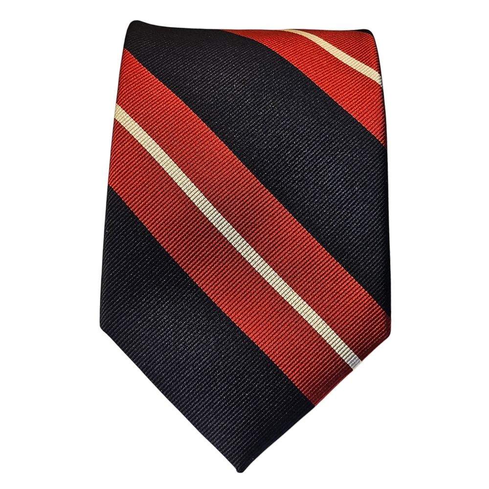 ROUNDTREE & YORKE TIE
